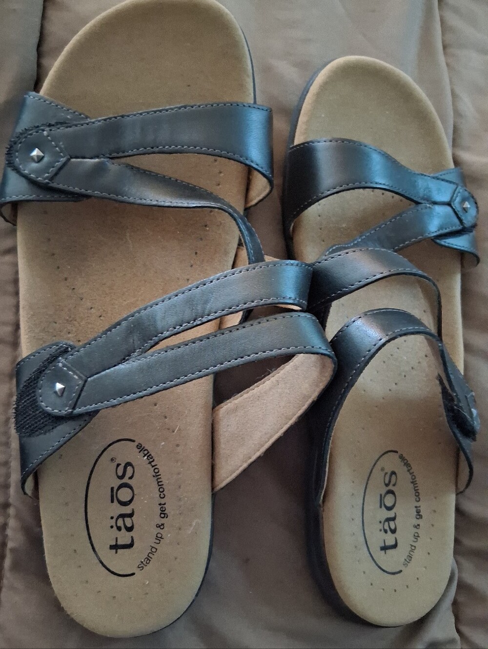 Taos Black Leather Strappy Comfort Sandals for Women SIZE 8